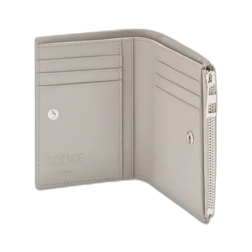 Slim Compact Walllet In Textured Classic Calfskin
