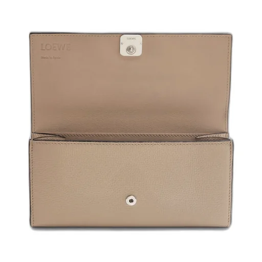 Anagram Continental Wallet In Pebble Grained Calfskin