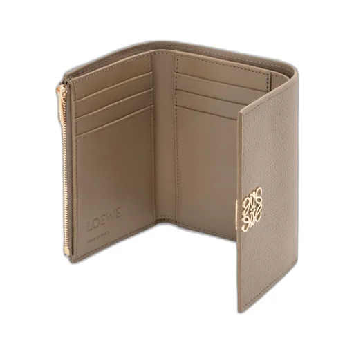 Anagram Small Vertical Wallet In Pebble Grained Calfskin
