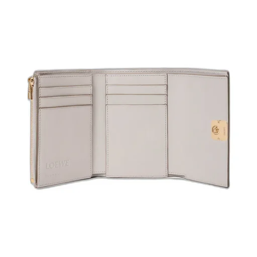 Anagram Small Vertical Wallet In Pebble Grained Calfskin