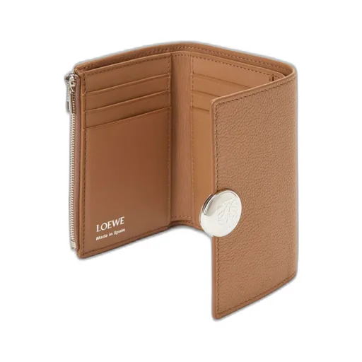 Pebble Small Vertical Wallet In Pebble Grained Calfskin