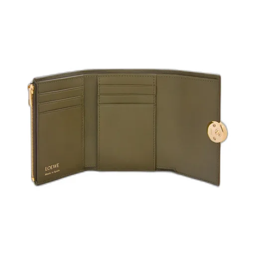 Pebble Small Vertical Wallet In Pebble Grained Calfskin