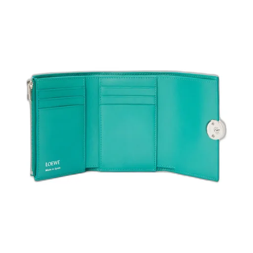 Pebble Small Vertical Wallet In Pebble Grained Calfskin