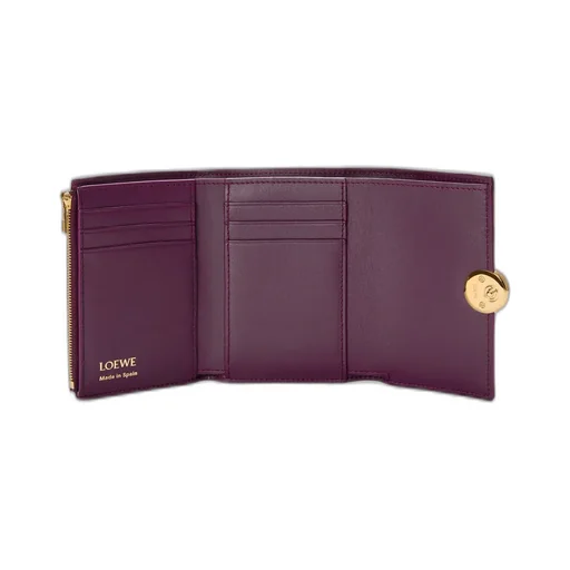 Pebble Small Vertical Wallet In Pebble Grained Calfskin