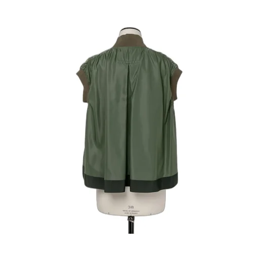 Zip-Up Sleeveless Gilet