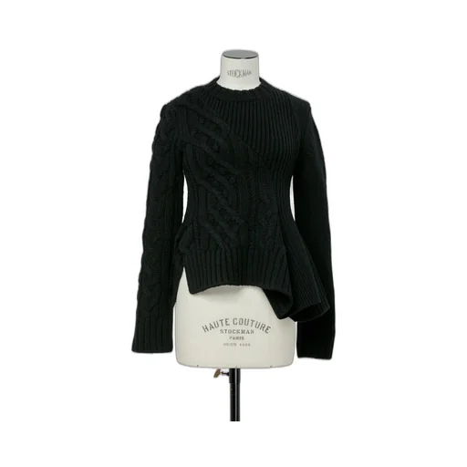 Wool Knit Pullover