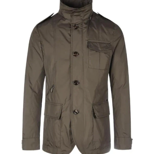 Hooded Buttoned Down Jacket