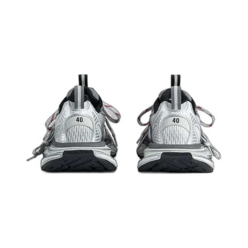 3Xl Split Logo Sneaker