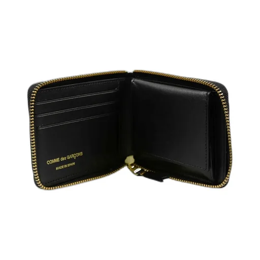 Zip-Up Leather Wallet