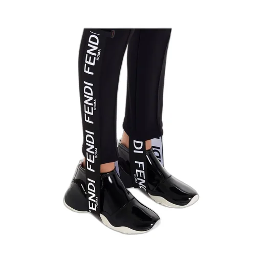 Elastic Strap Feet Leggings