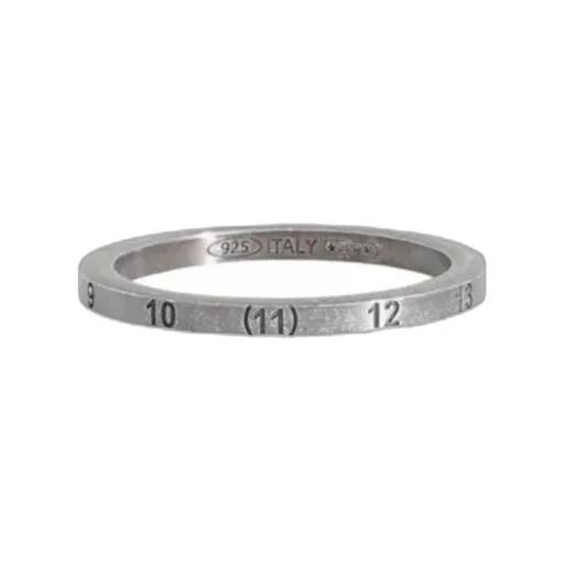 Number-Engraved Brushed Silver Ring