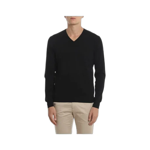 V-Neck Jumper
