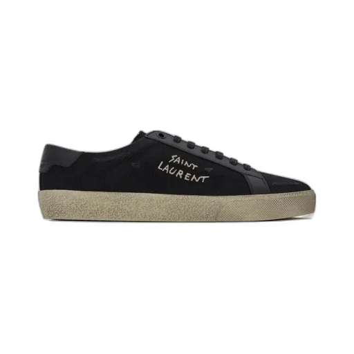 Court Classic Sneakers