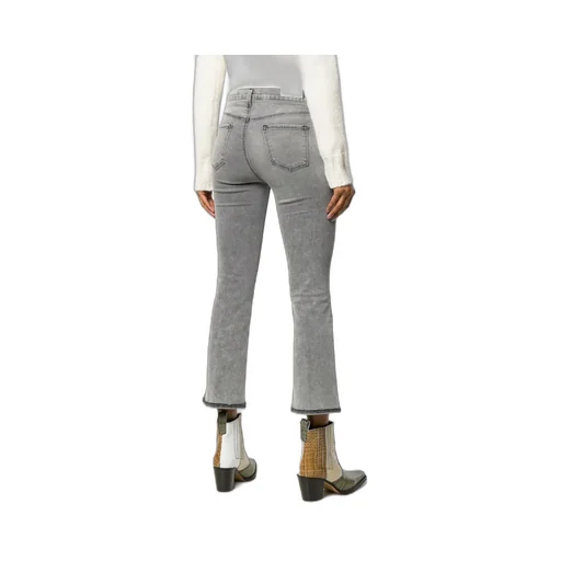 Flared Jeans