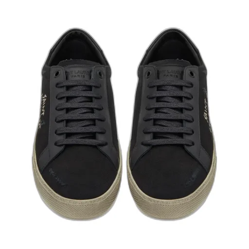 Court Classic Sneakers
