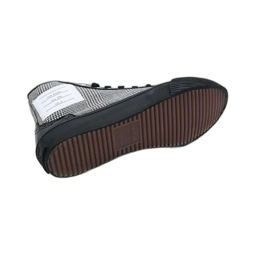Check Round Head Casual Sneakers