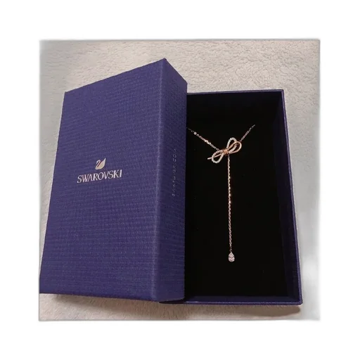 Bow Tie Pendant Necklace