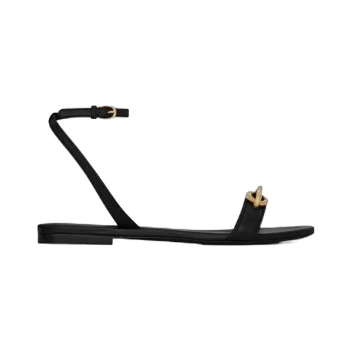 Le Maillon Flat Sandals