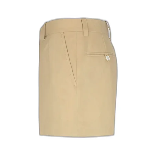 Make Casual Shorts On The Floor