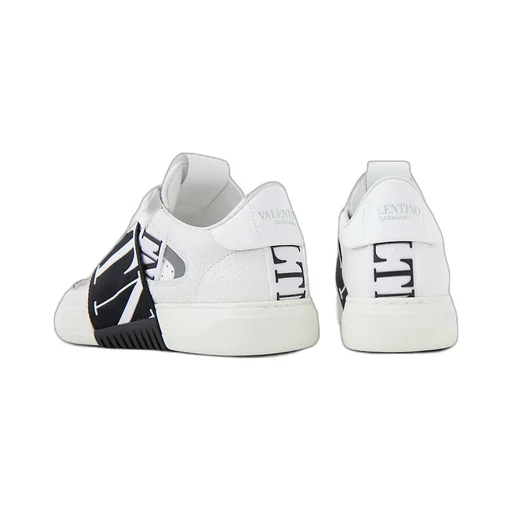 Valentino Vl7N Round Toe Lace-Up Sneakers
