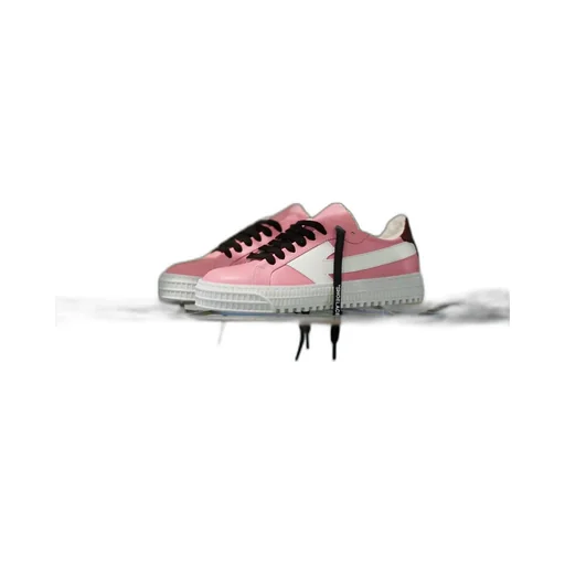 Arrow Sneakers