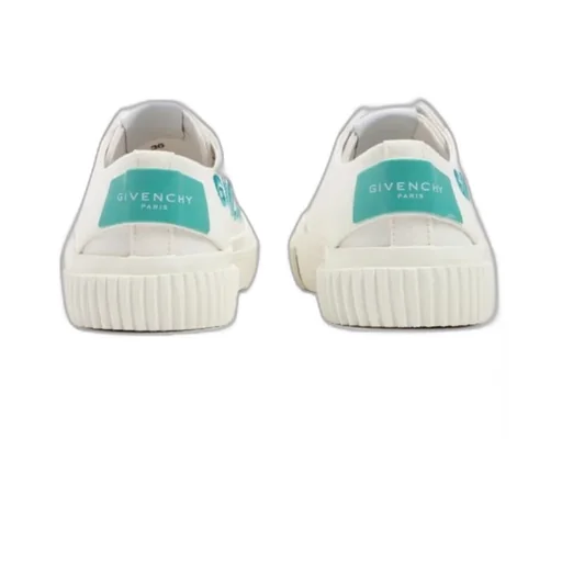 Low-Top Tennis Sneakers