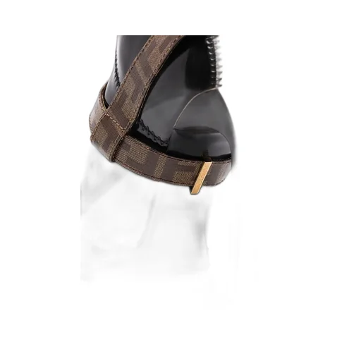 Clasp And Ankle Boots