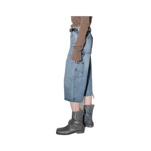 Wide-Leg Cropped Jeans