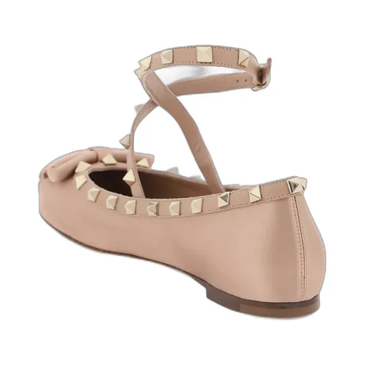 Valentino Garavani Rockstud Bow Detailed Ballerina Shoes