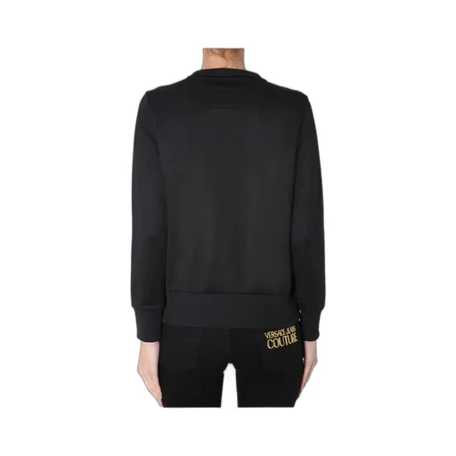 A Lady's Sweater / Sweater