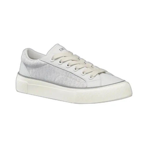 B33 Sneaker
