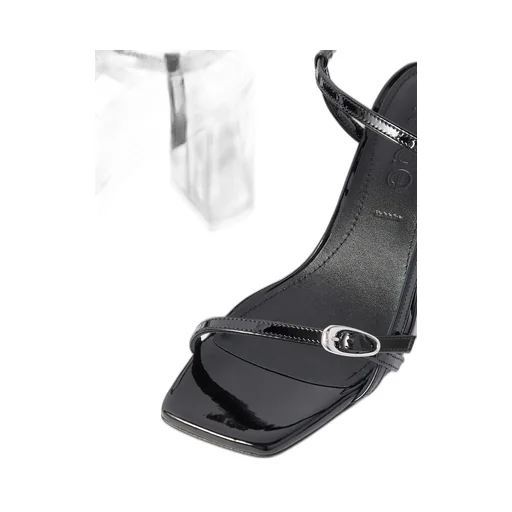 Square-Headed High-Heeled Sandals