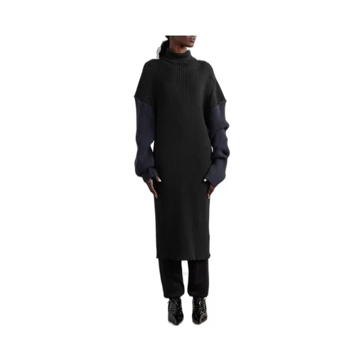 High Lapel Long-Sleeved Dress