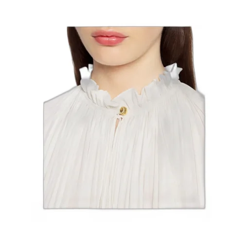A Short Dress With Lotus Leaf Edges