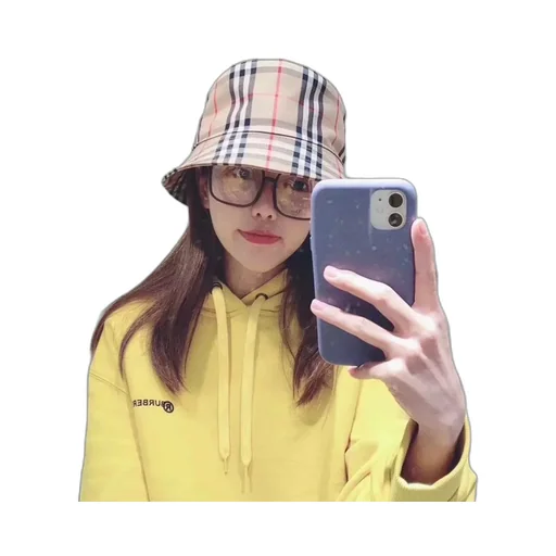 Burberry Vintage Checked Bucket Hat