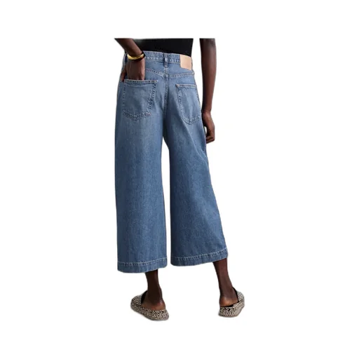Pleated High-Waisted Wide-Leg Jeans