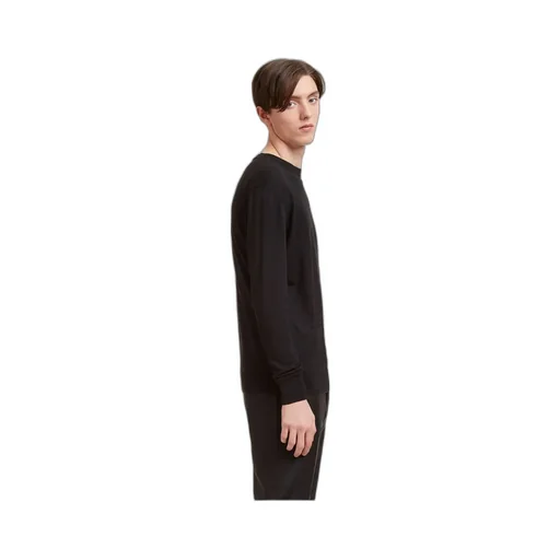 Sweater/Knitwear