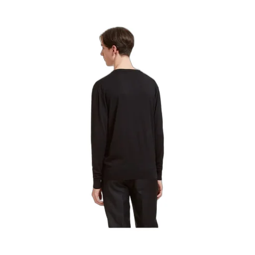 Sweater/Knitwear