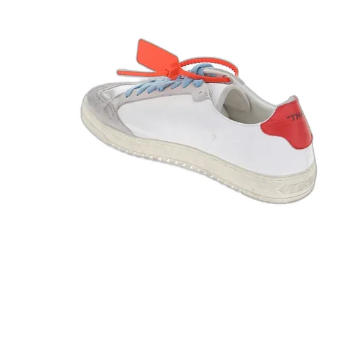Low-Cut Casual Sneakers