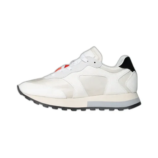 Everyday Casual Sneakers