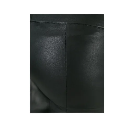 Tight-Fitting High-Waist Pants