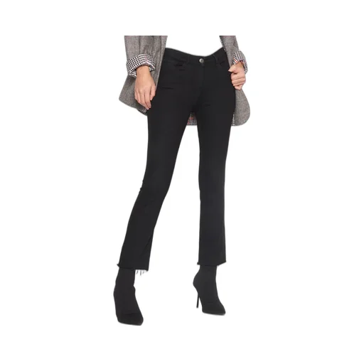 Slim Blended Quarter Pants