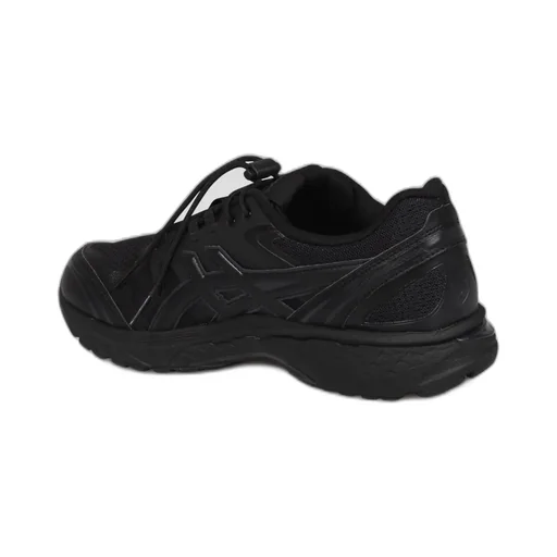 Lace-Up Low-Cut Sneakers