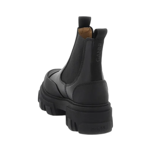 Cleated Low Chelsea Boots In Black