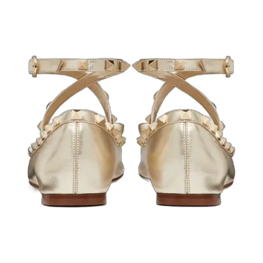 Valentino Garavani Rockstud Bow Detailed Ballerina Shoes