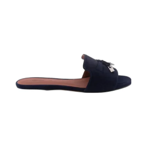 Flat-Bottomed Open-Toed Sandals