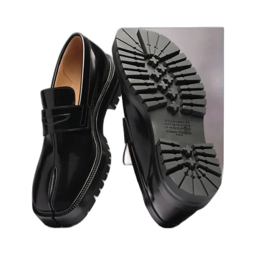 Maison Margiela Tabi Toe Slip-On Loafers