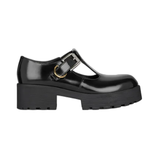Givenchy Voyou Buckled Pumps