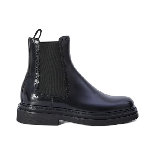 Dolce & Gabbana Round Toe Ankle Boots