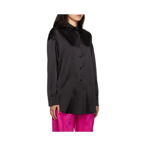 Pointed-Collar Button-Up Shirt